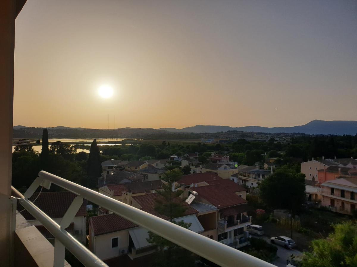 Motivo Cozy House Apartman Kanóni Kültér fotó